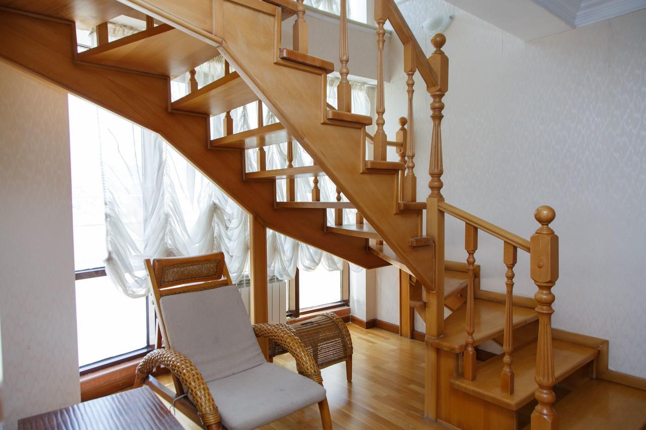 Penthouse with 3-Bedrooms Alma-Ata Buitenkant foto